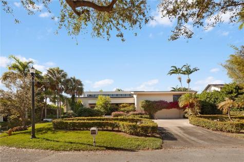 7424 Vistalmar Street Coral Gables FL 33143