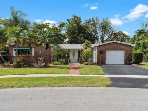 8350 NW 17th Court Pembroke Pines FL 33024