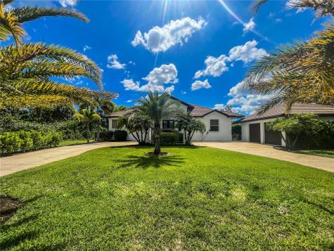 711 Prospect Avenue Lehigh Acres FL 33972