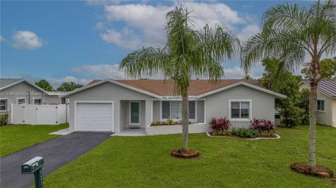 8200 NW 93rd Terrace Tamarac FL 33321