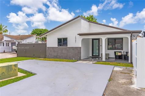 15241 SW 112th Place Miami FL 33157