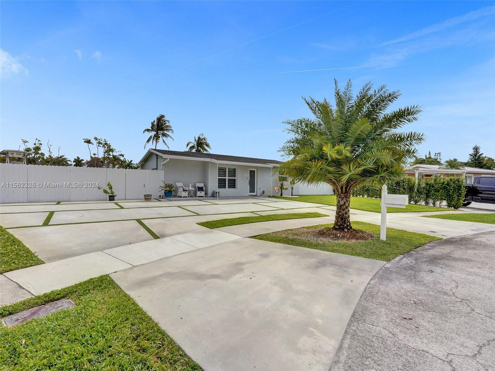 17425 NW 77th Court Hialeah FL 33015