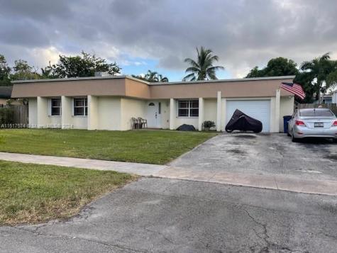 10426 SW 52nd Street Cooper City FL 33328