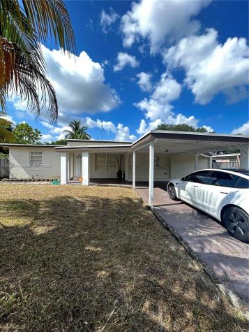 114 Virginia Road West Park FL 33023