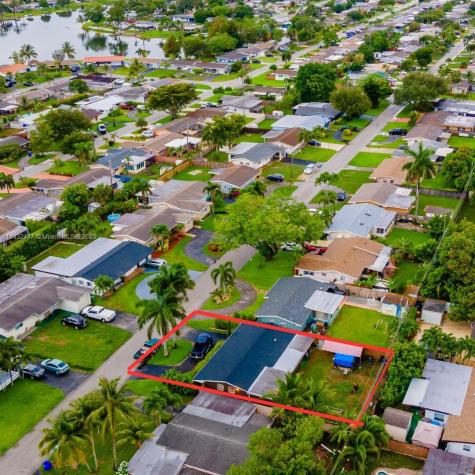 8211 NW 16th Street Pembroke Pines FL 33024