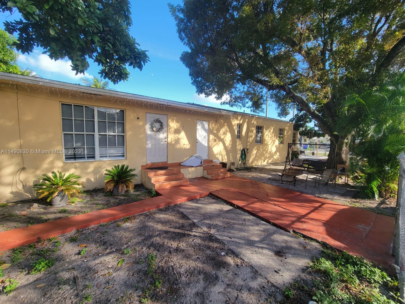 2779 NW 4th Terrace Miami FL 33125
