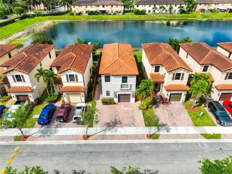 3737 NE 2nd Street Homestead FL 33033