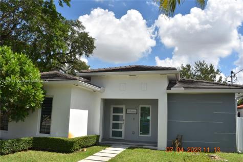 5977 SW 4th Street Miami FL 33144