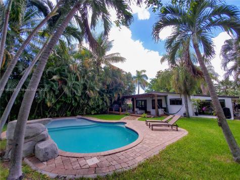 2831 Lincoln Street Hollywood FL 33020