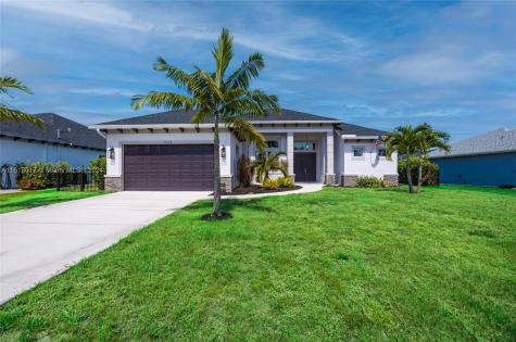 1958 SE Gaskins Circle Port St. Lucie FL 34952