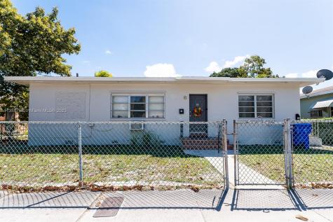 10 NW 68th Terrace Miami FL 33150