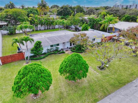 9360 SW 178th Street Palmetto Bay FL 33157