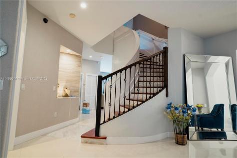 1024 SW 159th Lane Pembroke Pines FL 33027