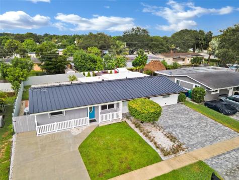 9449 SW 51st Court Cooper City FL 33328