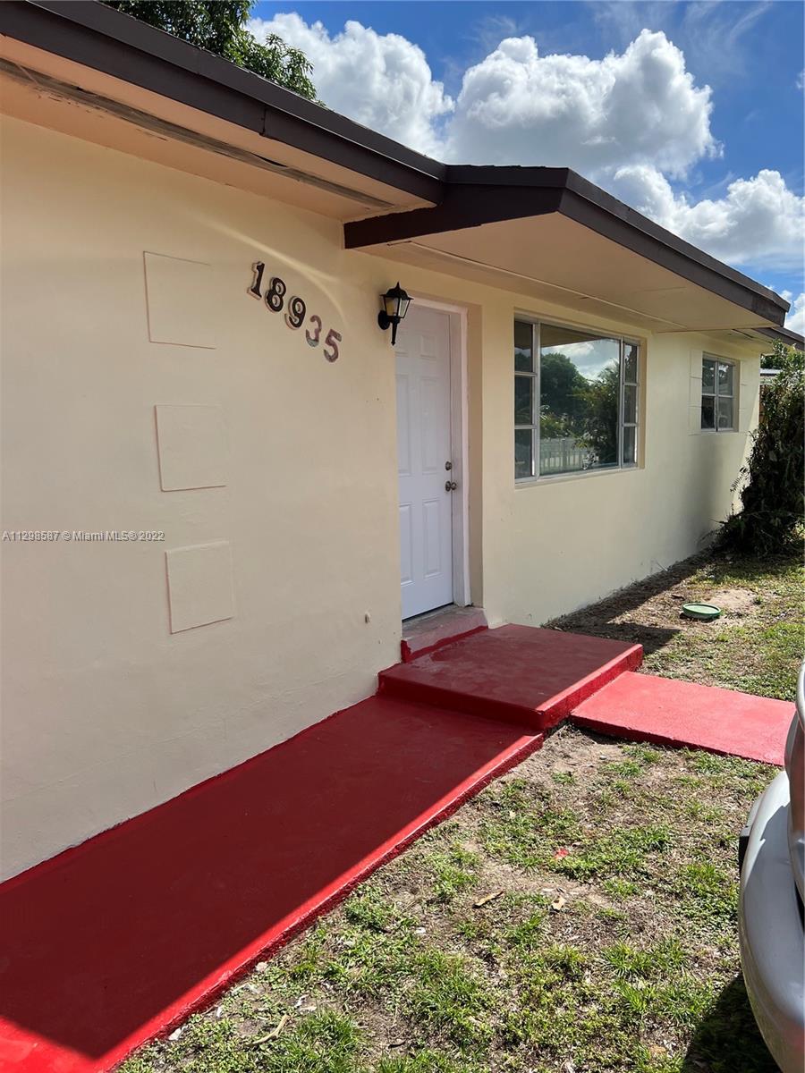 18935 NW 42nd Place Miami Gardens FL 33055