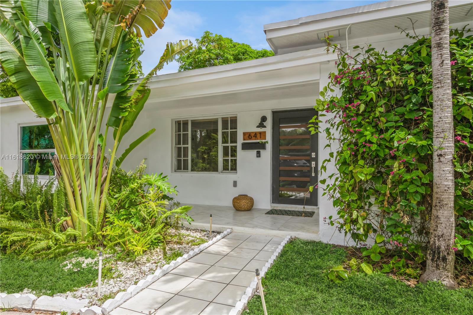 641 NE 141st Street North Miami FL 33161