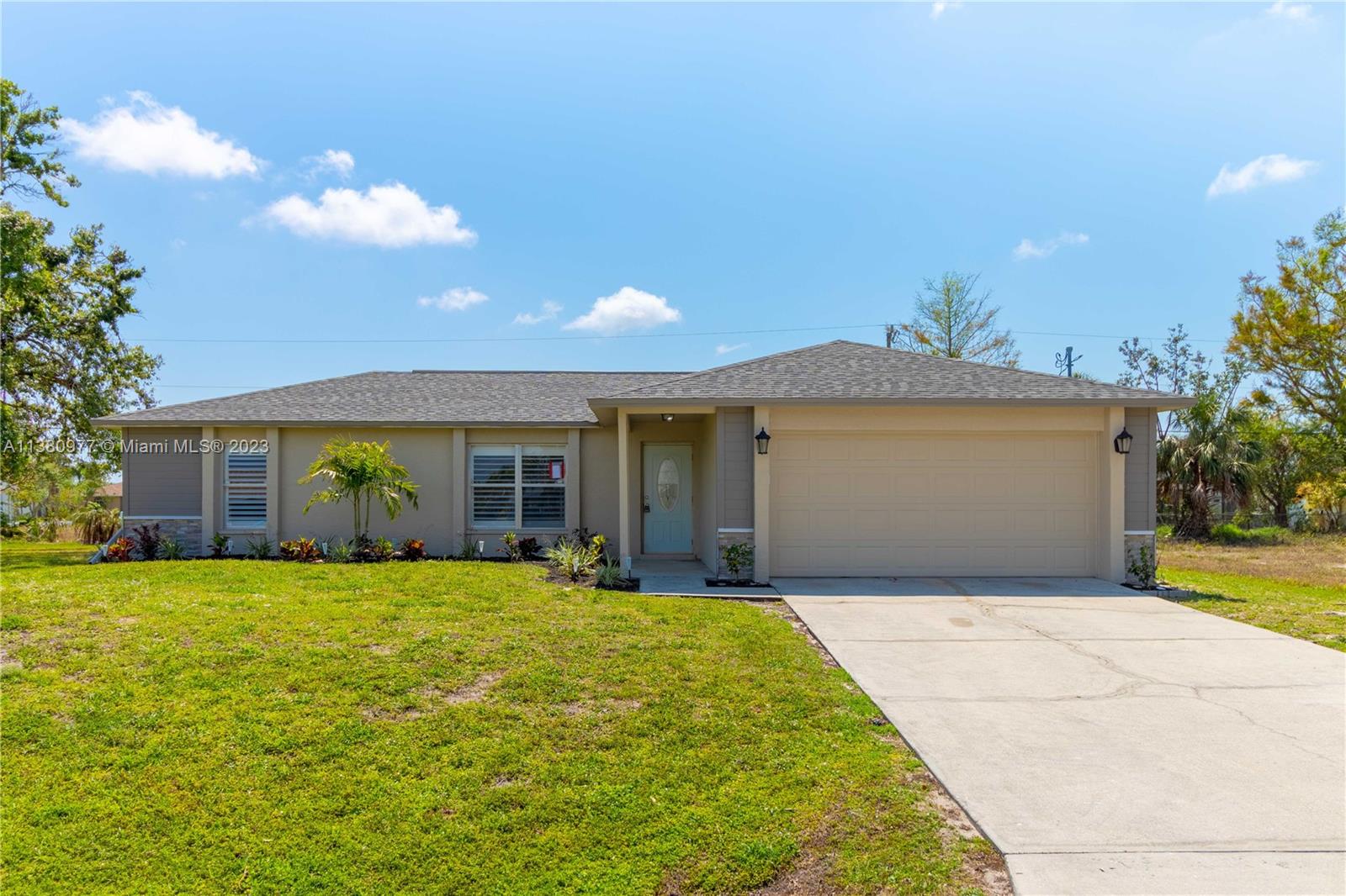 140 SE 22nd Street Cape Coral FL 33990