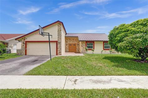 8511 NW 54th Street Lauderhill FL 33351