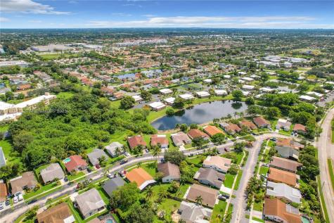 9619 NW 49th Court Sunrise FL 33351