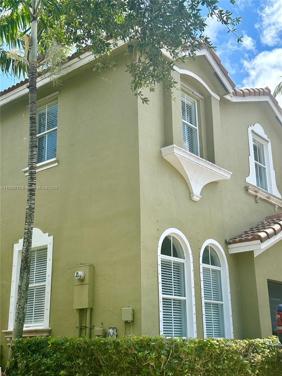 2574 SE 13th Court Homestead FL 33035