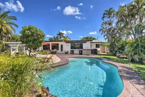 3819 Garfield Street Hollywood FL 33021
