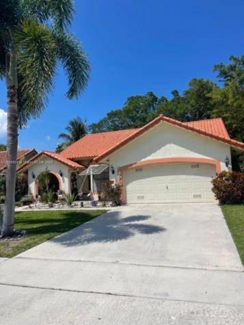 5277 Helene Circle Boynton Beach FL 33472