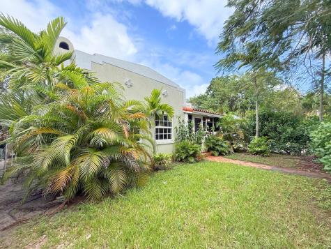 127 NW 47th Street Miami FL 33127