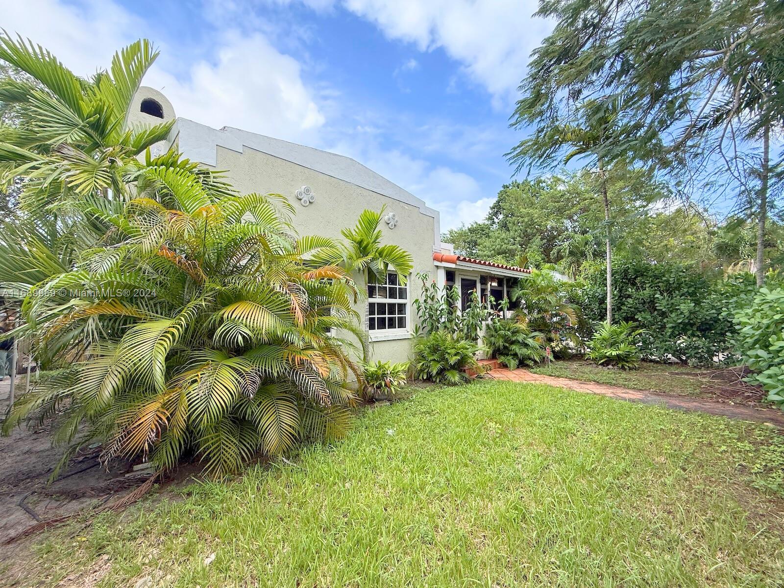 127 NW 47th Street Miami FL 33127