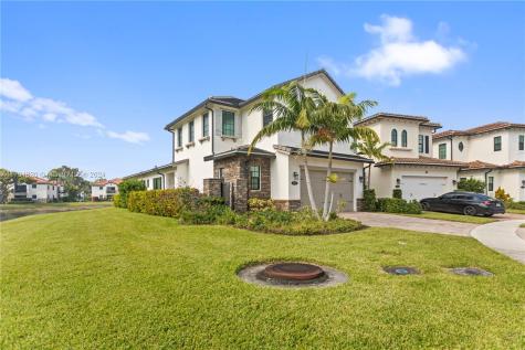 11871 SW 13th Court Pembroke Pines FL 33025