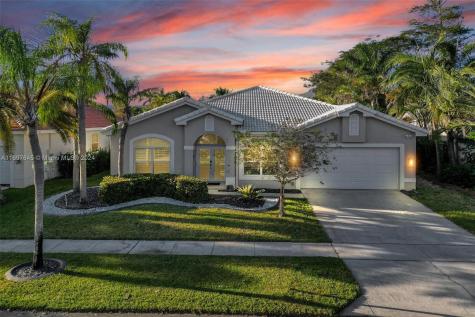 1584 NW 179th Avenue Pembroke Pines FL 33029