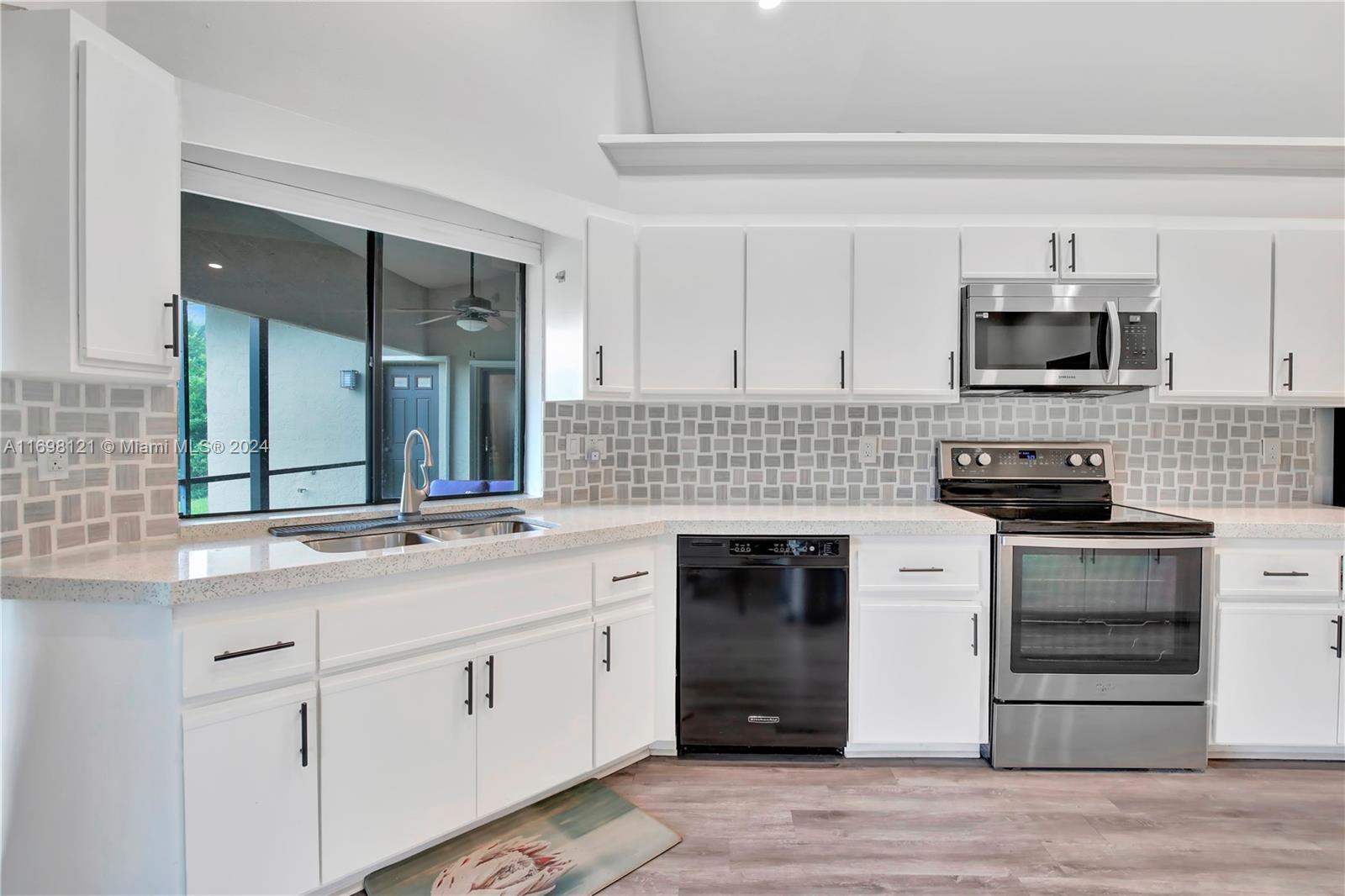 710 Bluebird Lane Plantation FL 33324