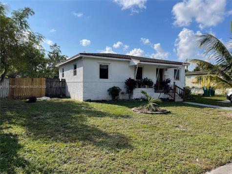 140 NE 172nd Street North Miami Beach FL 33162