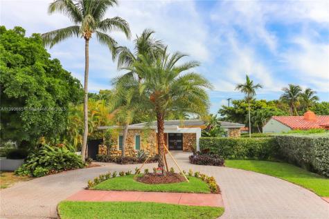 1635 Bay Drive Miami Beach FL 33141