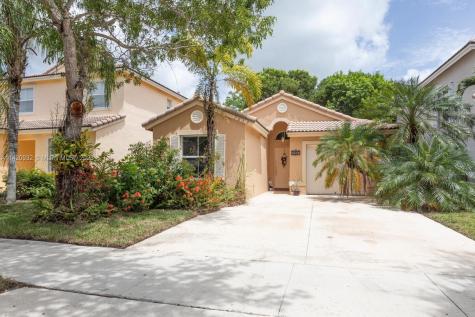 2037 SE 14th Street Homestead FL 33035