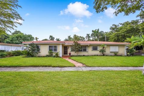 210 NE 124th Street North Miami FL 33161