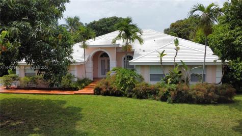 7752 SW 184th Lane Cutler Bay FL 33157