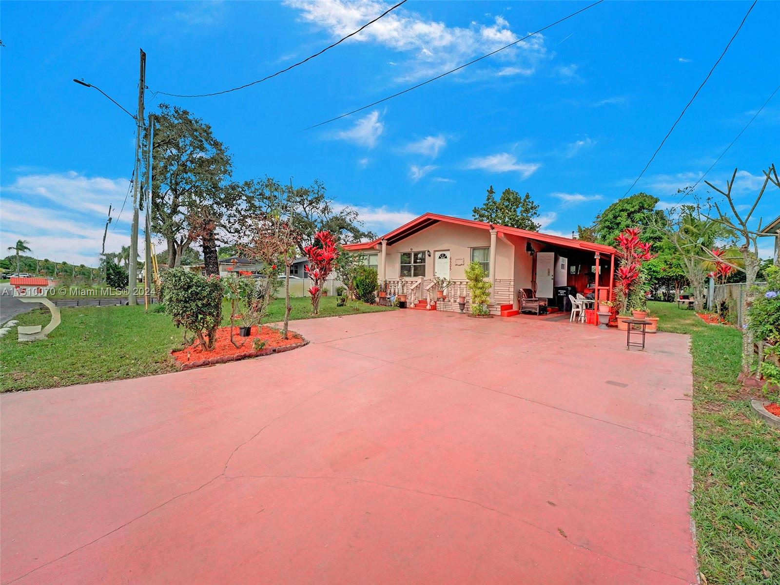 6505 Pines Parkway Hollywood FL 33023