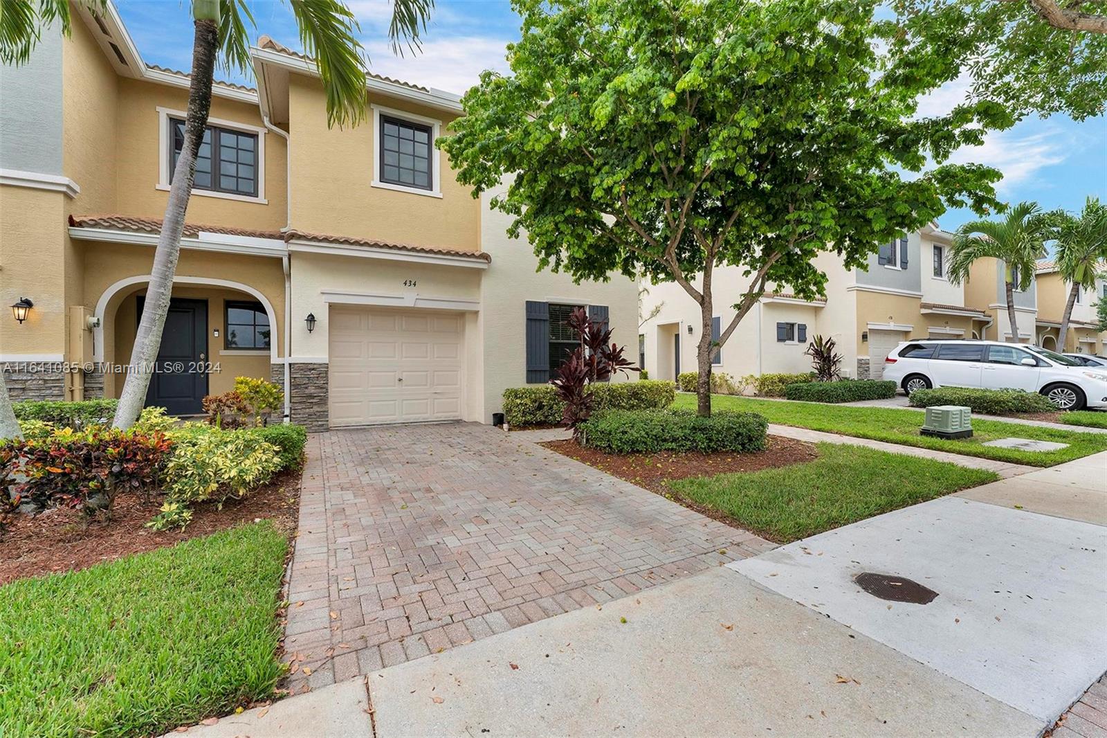 434 NE 194th Terrace Miami FL 33179