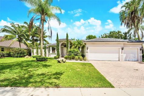 2700 Meadowood Court Weston FL 33332