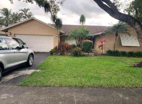 8540 SW 28th Street Davie FL 33328