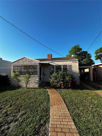 2254 NW 3rd Street Miami FL 33125