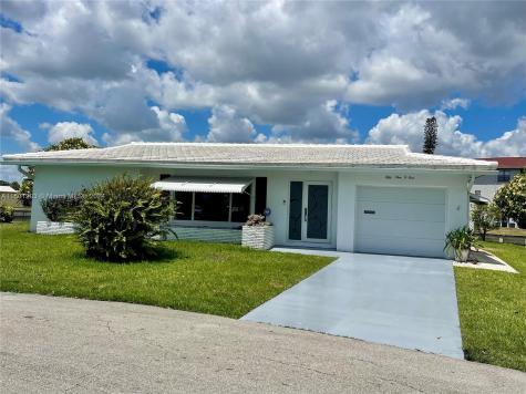 5901 NW 87th Avenue Tamarac FL 33321