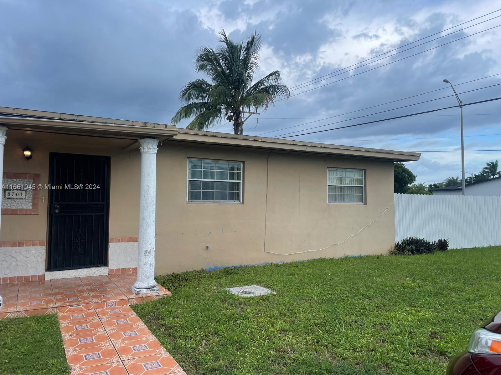 8701 SW 20th Terrace Miami FL 33165