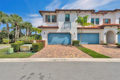 1373 SW 115th Avenue Pembroke Pines FL 33025