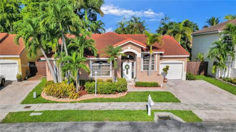 4520 SW 154th Place Miami FL 33185