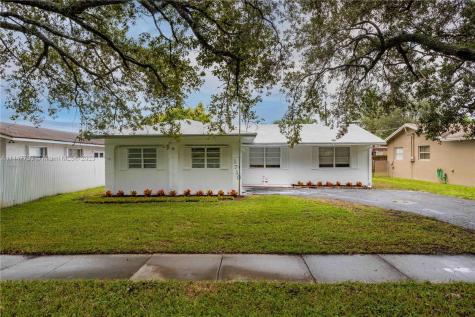 2710 N 72nd Avenue Hollywood FL 33024