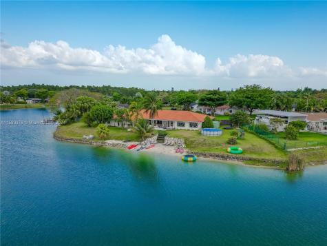 12505 SW 112th Court Miami FL 33176