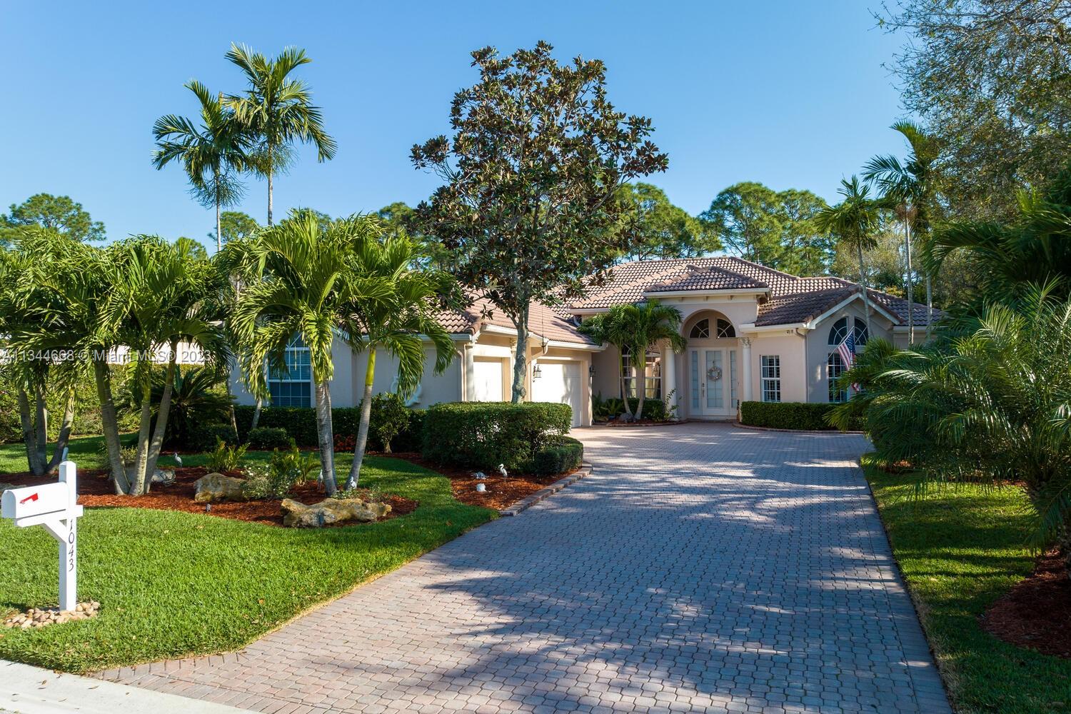 1043 SW Bromelia Terrace Stuart FL 34997