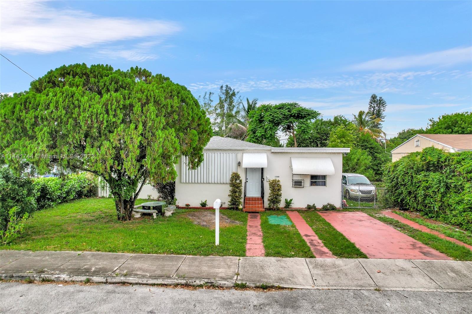 1360 NW 52nd Street Miami FL 33142