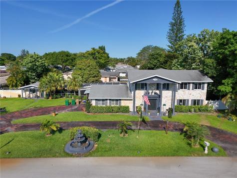 2670 SW 87th Avenue Davie FL 33328